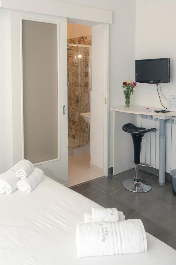Rooms 19 - Rooms And Breakfast Palermo Exterior foto